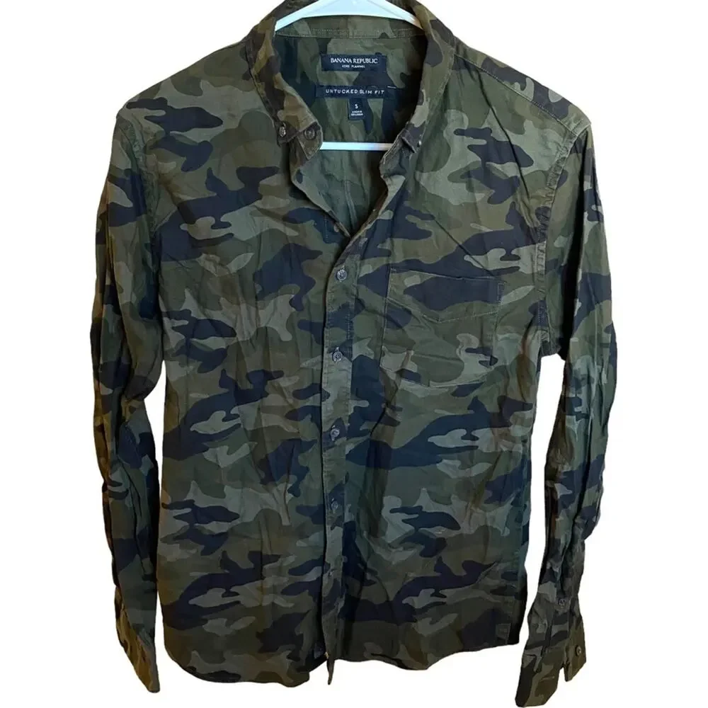 Banana Republic Camo Flannel Button Down Shirt Mens Size S Untuck slim fit Luxe
